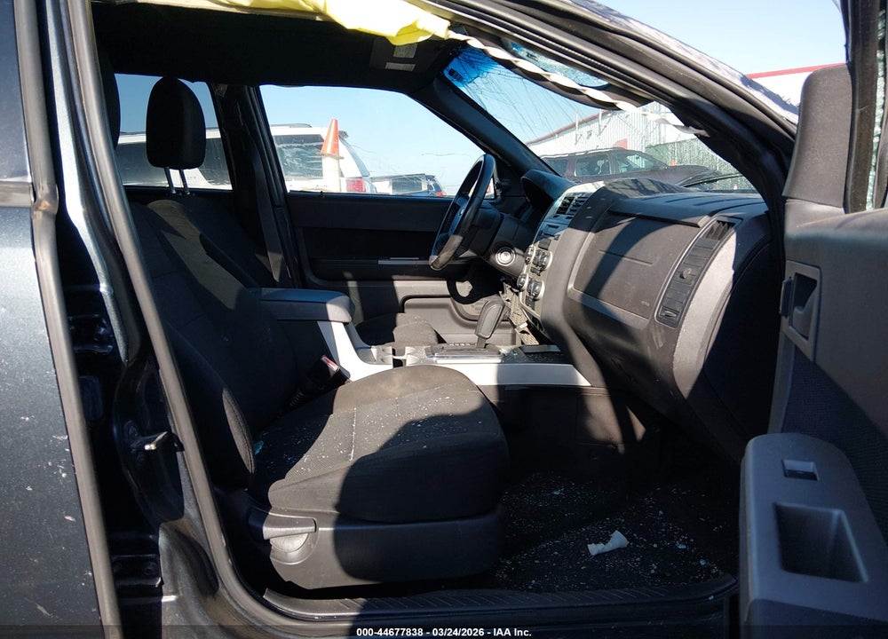 2009 FORD ESCAPE XLT VIN: 1FMCU03G59KA65319