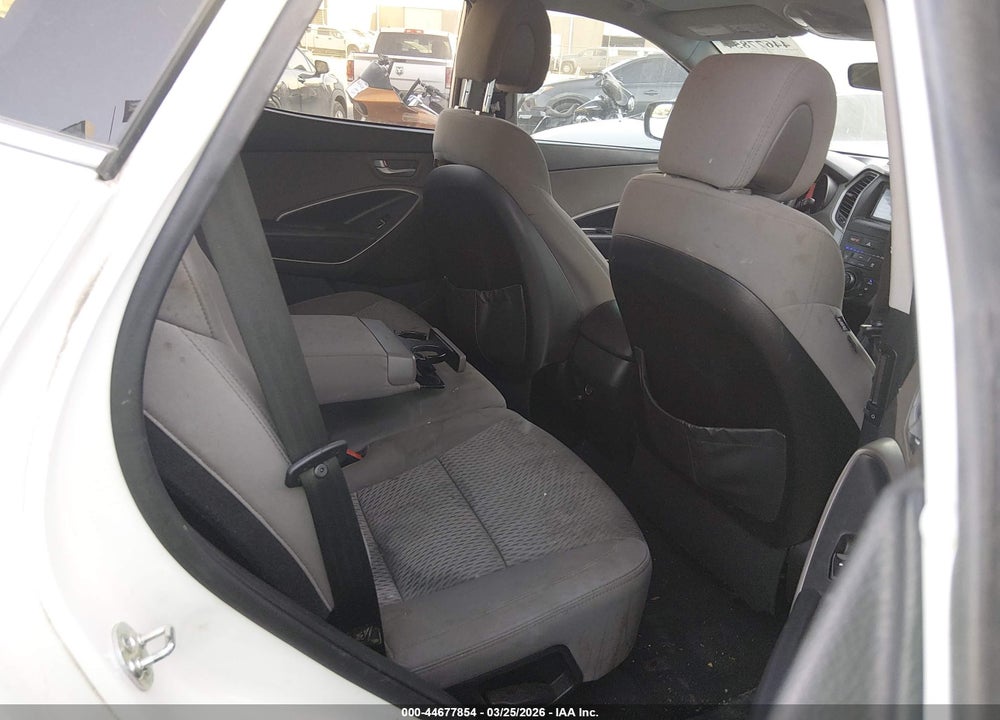 2015 HYUNDAI SANTA FE SPORT 2.4L VIN: 5XYZT3LB0FG270569