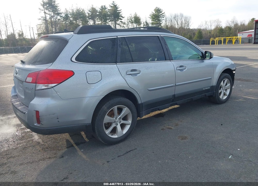 2013 SUBARU OUTBACK 2.5I LIMITED VIN: 4S4BRBKC2D3213369