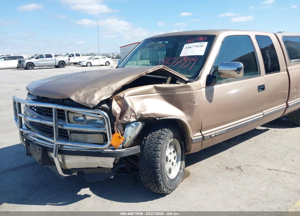 1994 CHEVROLET GMT-400 C1500 VIN: 1GCEC19K6RE245540