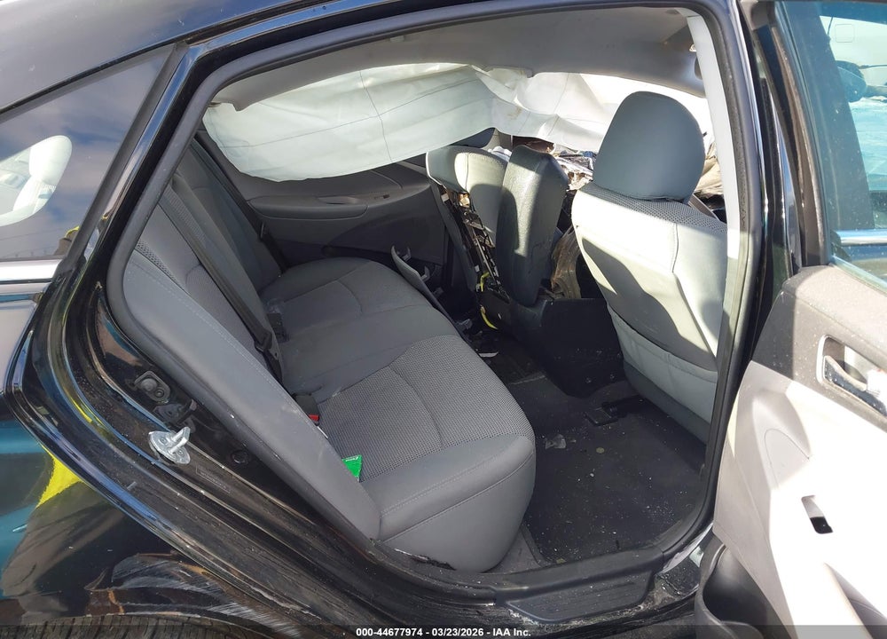 2014 HYUNDAI SONATA GLS VIN: 5NPEB4AC8EH934739