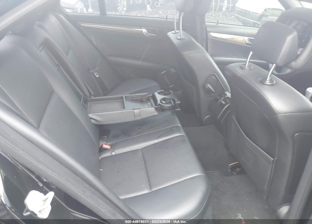 2009 MERCEDES-BENZ C 350 SPORT VIN: WDDGF56X19R057353