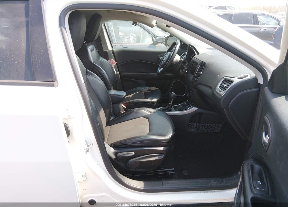 2020 JEEP COMPASS LATITUDE 4X4 VIN: 3C4NJDBBXLT173556