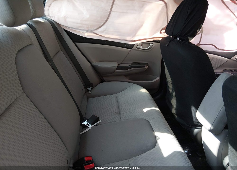2015 HONDA CIVIC LX VIN: 19XFB2F54FE077621