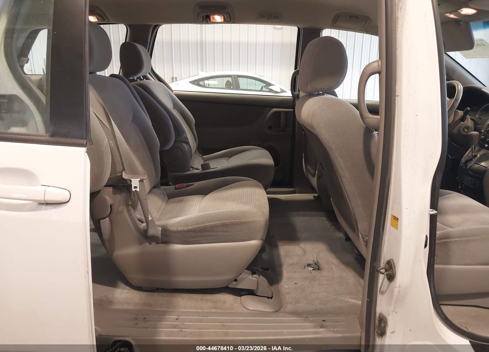 2006 TOYOTA SIENNA CE VIN: 5TDZA23C36S568965