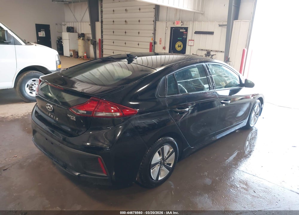 2018 HYUNDAI IONIQ HYBRID BLUE VIN: KMHC65LC5JU075846