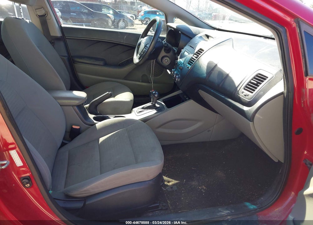 2016 KIA FORTE LX VIN: KNAFX4A61G5537521