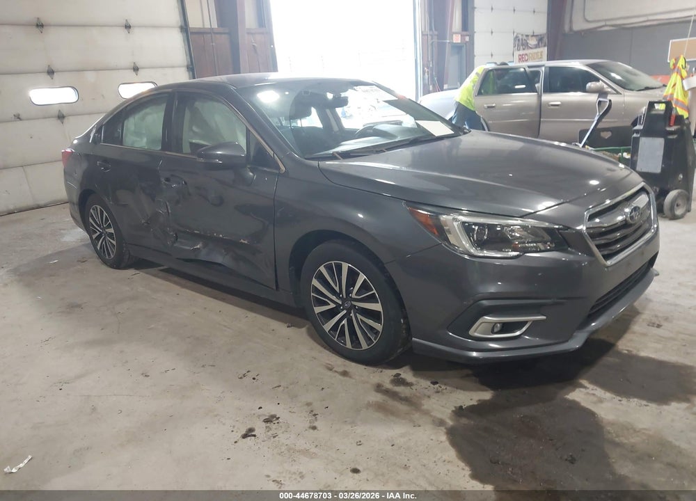 2018 SUBARU LEGACY 2.5I PREMIUM VIN: 4S3BNAF65J3038156