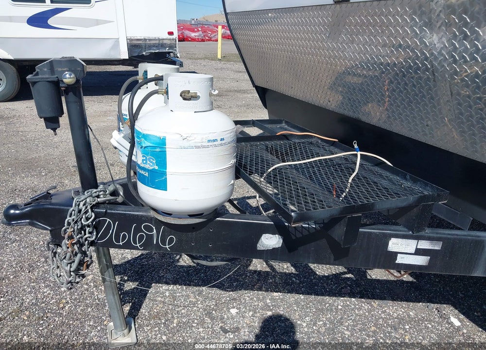 2015 FOREST RIVER EV096A VIN: 4X4TVGF20FY206696