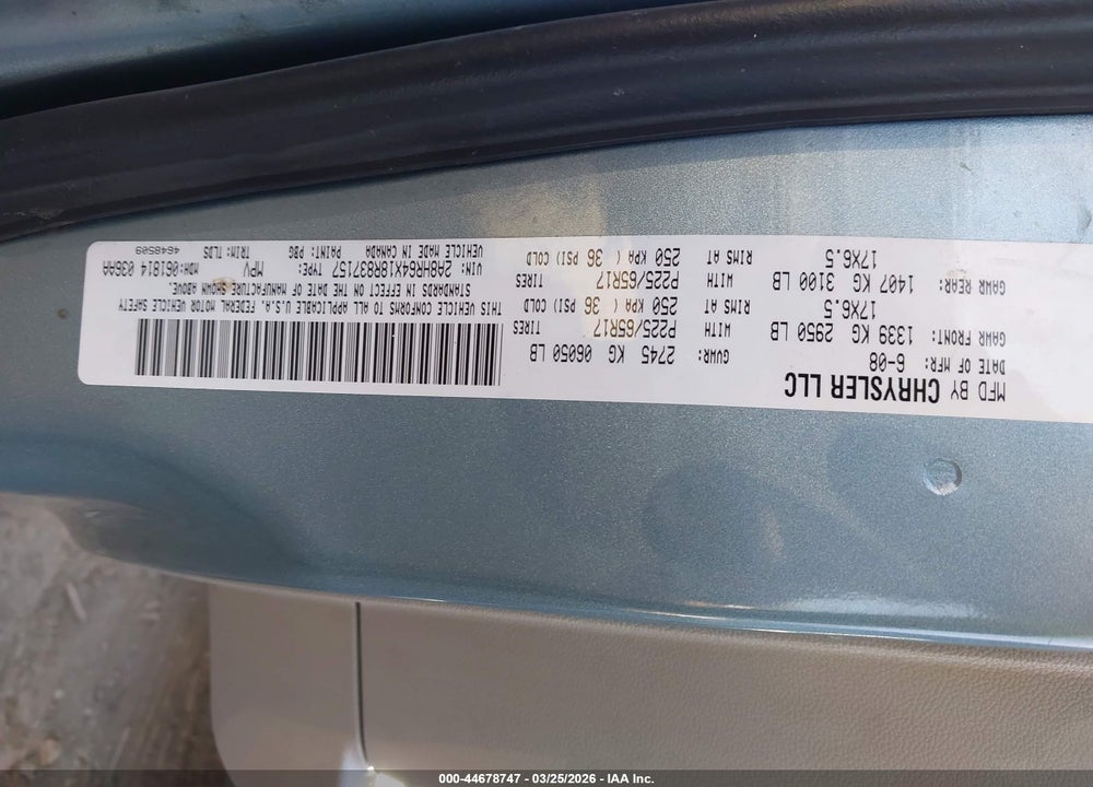 2008 CHRYSLER TOWN & COUNTRY LIMITED VIN: 2A8HR64X18R837157