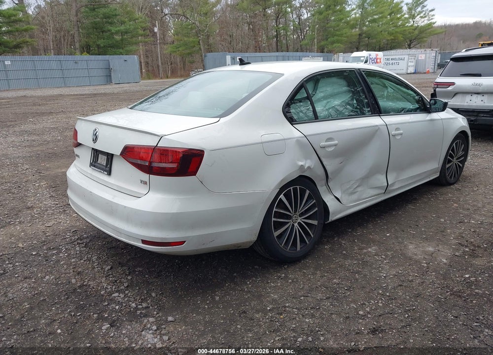 2016 VOLKSWAGEN JETTA 1.8T SPORT VIN: 3VWD17AJ5GM236811