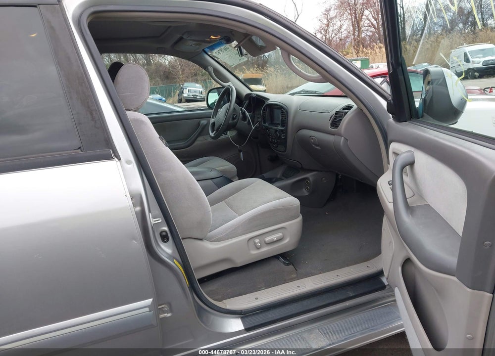 2006 TOYOTA SEQUOIA SR5 V8 VIN: 5TDBT44A76S267376