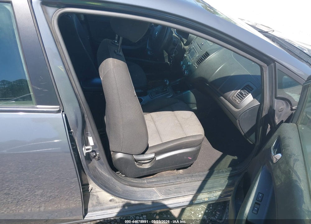 2016 KIA FORTE LX VIN: KNAFX4A60G5519706
