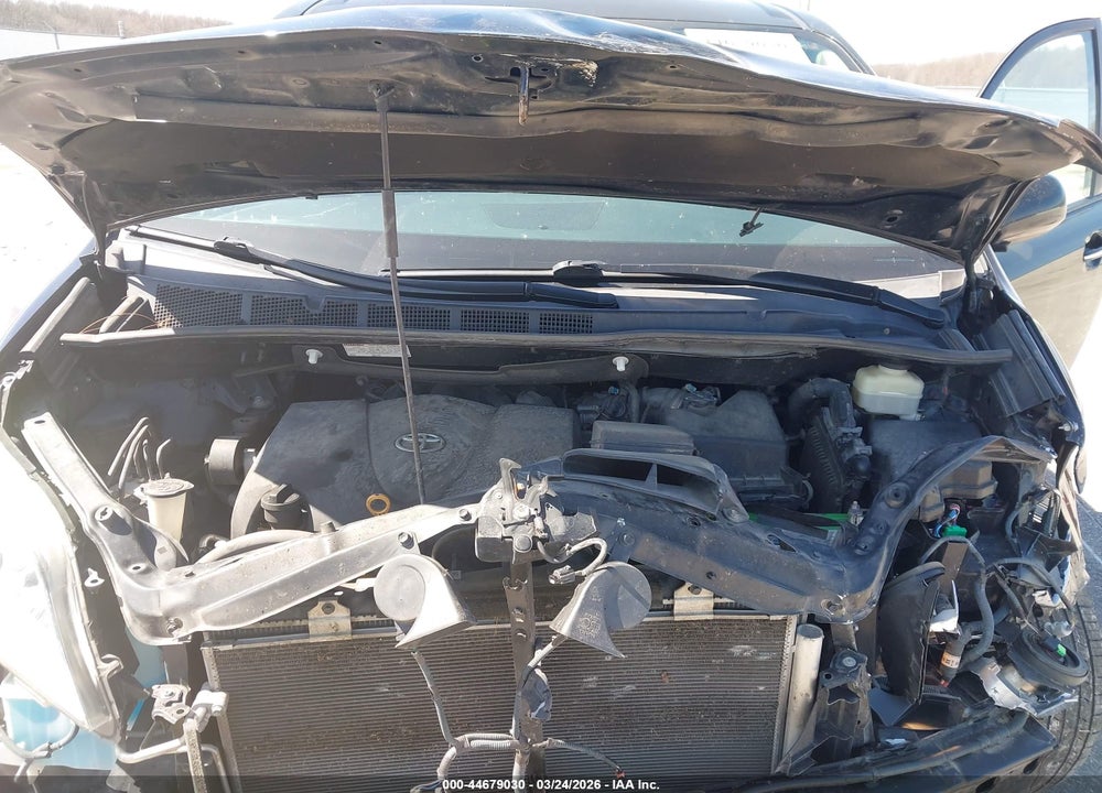 2019 TOYOTA SIENNA XLE 8 PASSENGER VIN: 5TDYZ3DC2KS966378