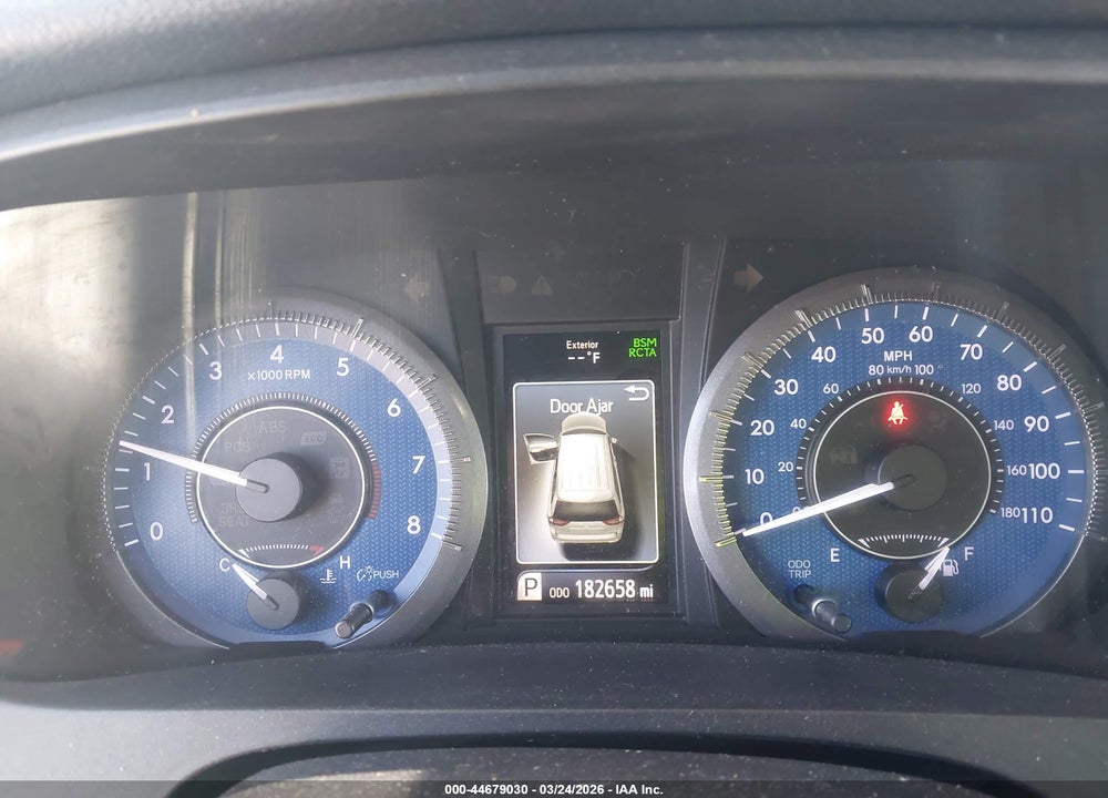 2019 TOYOTA SIENNA XLE 8 PASSENGER VIN: 5TDYZ3DC2KS966378
