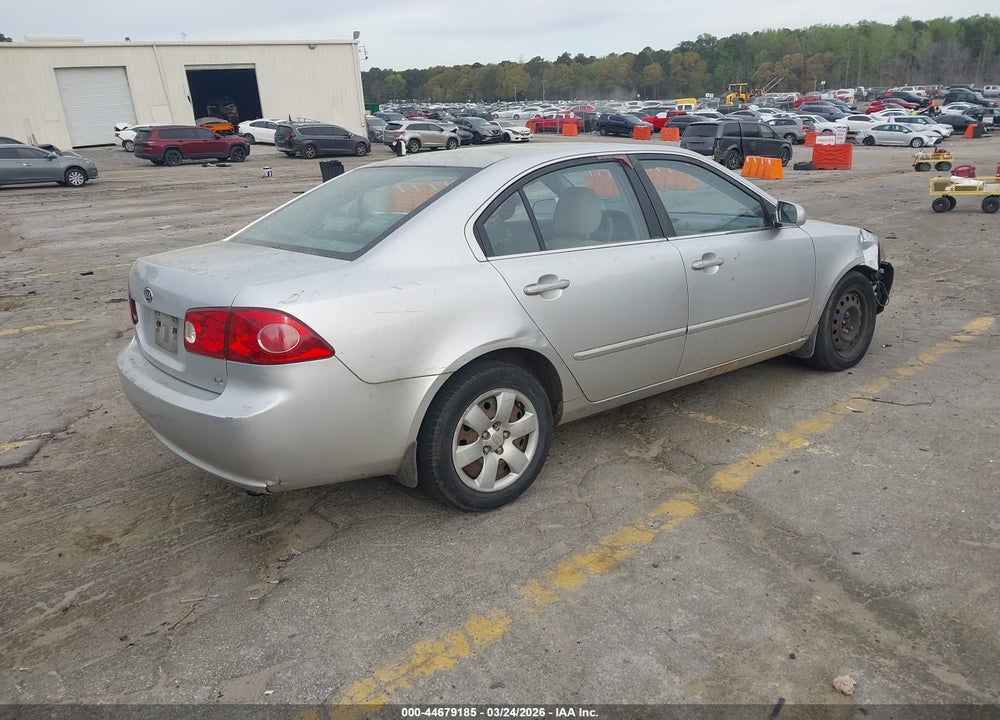 2007 KIA OPTIMA LX VIN: KNAGE123275119935