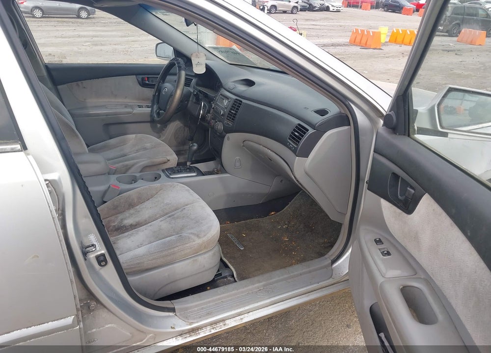 2007 KIA OPTIMA LX VIN: KNAGE123275119935