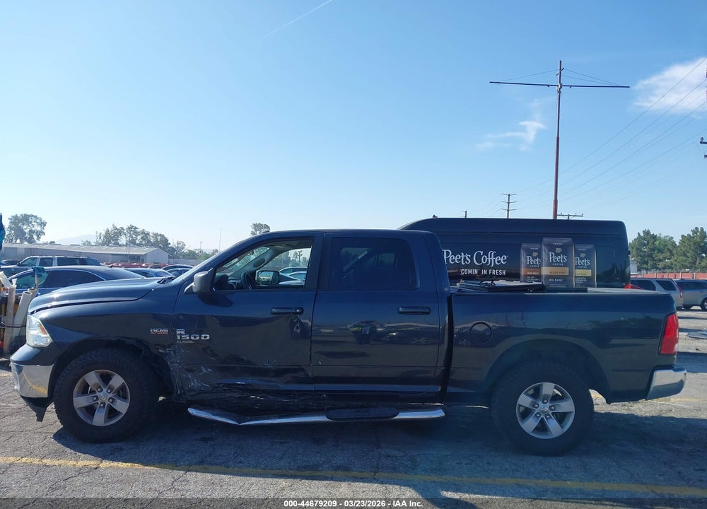2019 RAM 1500 CLASSIC SLT  4X4 5'7 BOX VIN: 3C6RR7LT8KG717540
