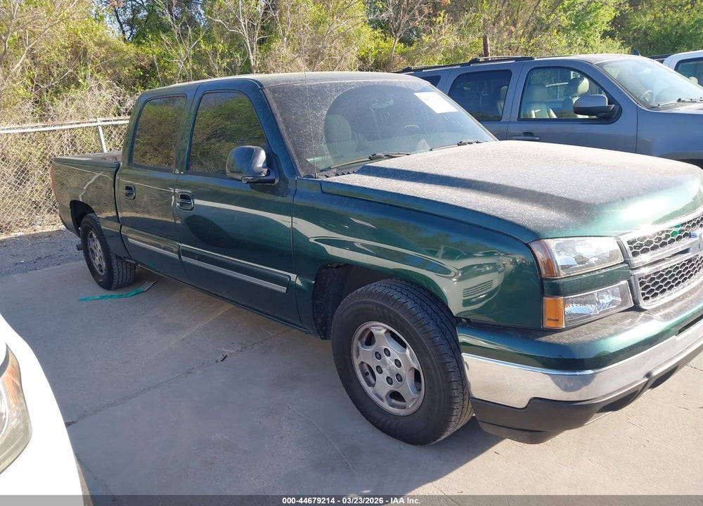 2004 CHEVROLET SILVERADO 1500 LS VIN: 2GCEC13T641333841