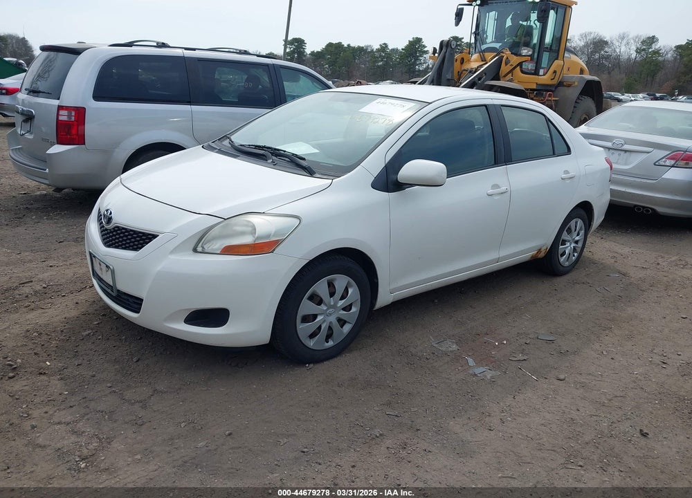 2010 TOYOTA YARIS VIN: JTDBT4K33A1374158