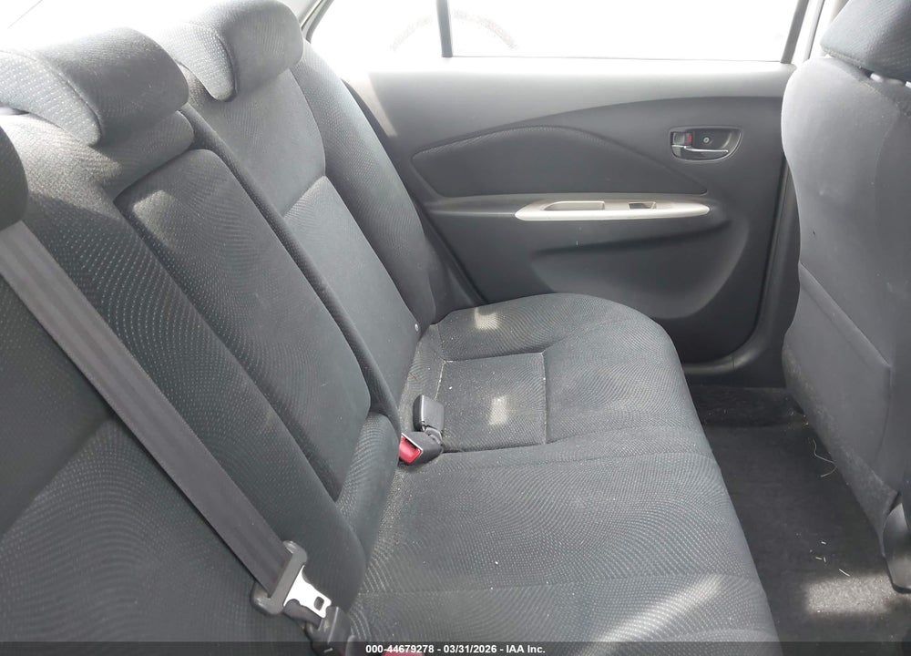 2010 TOYOTA YARIS VIN: JTDBT4K33A1374158