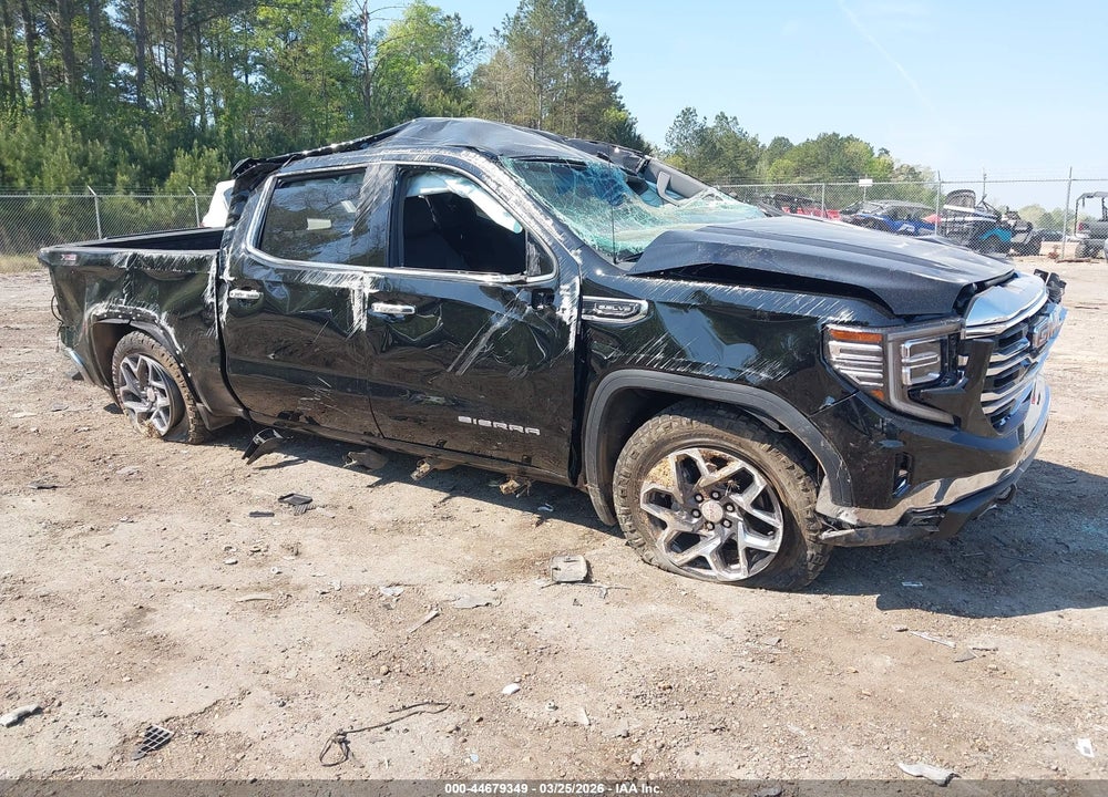 2026 GMC SIERRA 1500 , SHORT BED, SLT, 4WD VIN: 3GTUUDED6TG117820