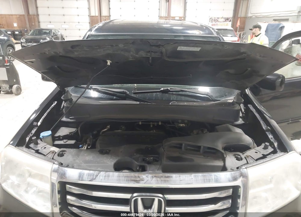 2013 HONDA PILOT EX VIN: 5FNYF4H48DB040205