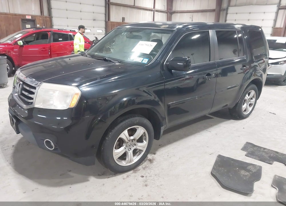 2013 HONDA PILOT EX VIN: 5FNYF4H48DB040205