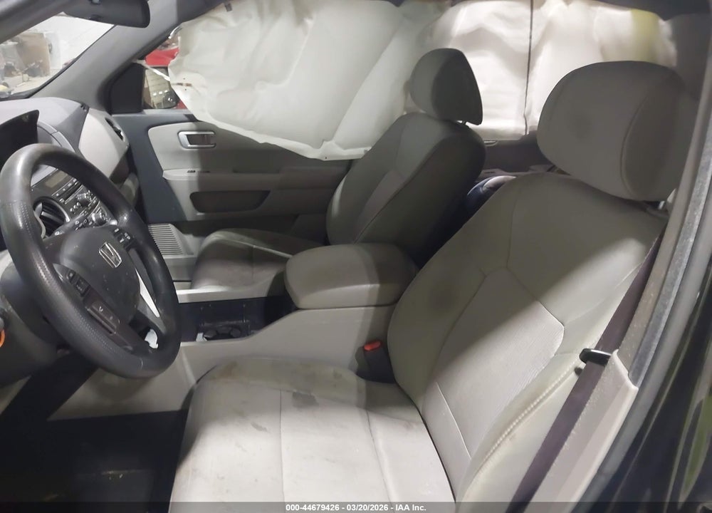 2013 HONDA PILOT EX VIN: 5FNYF4H48DB040205