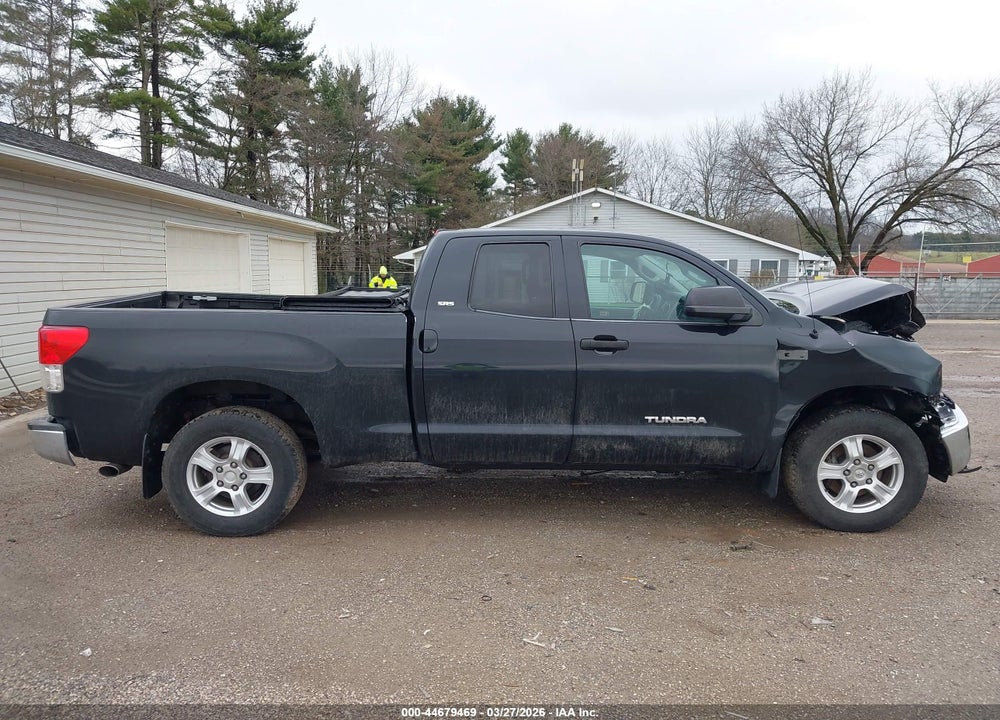 2012 TOYOTA TUNDRA GRADE 5.7L V8 VIN: 5TFUW5F19CX252838