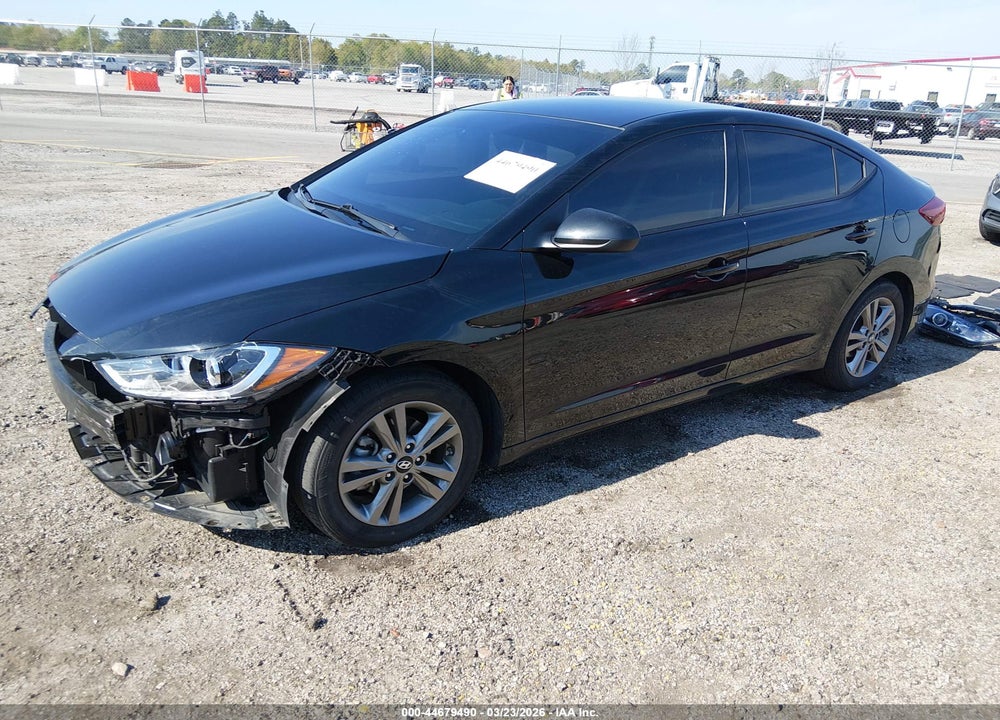 2018 HYUNDAI ELANTRA SEL VIN: 5NPD84LF4JH319102