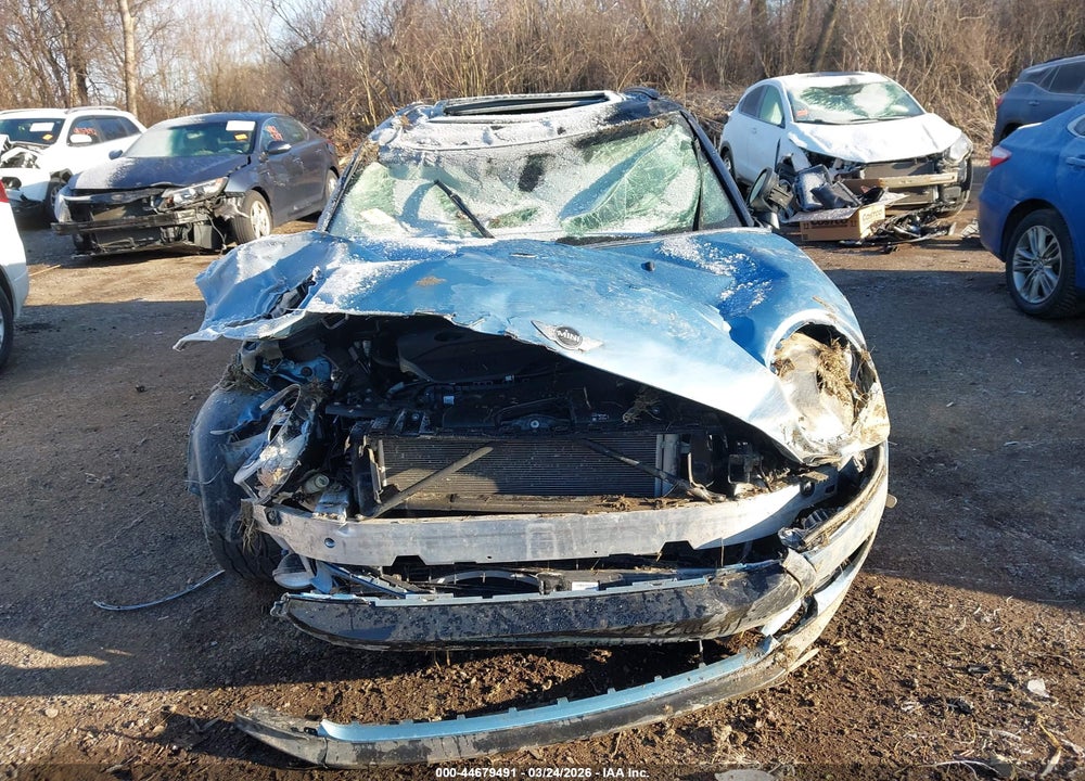 2017 MINI CLUBMAN COOPER VIN: WMWLU1C50H2F26840