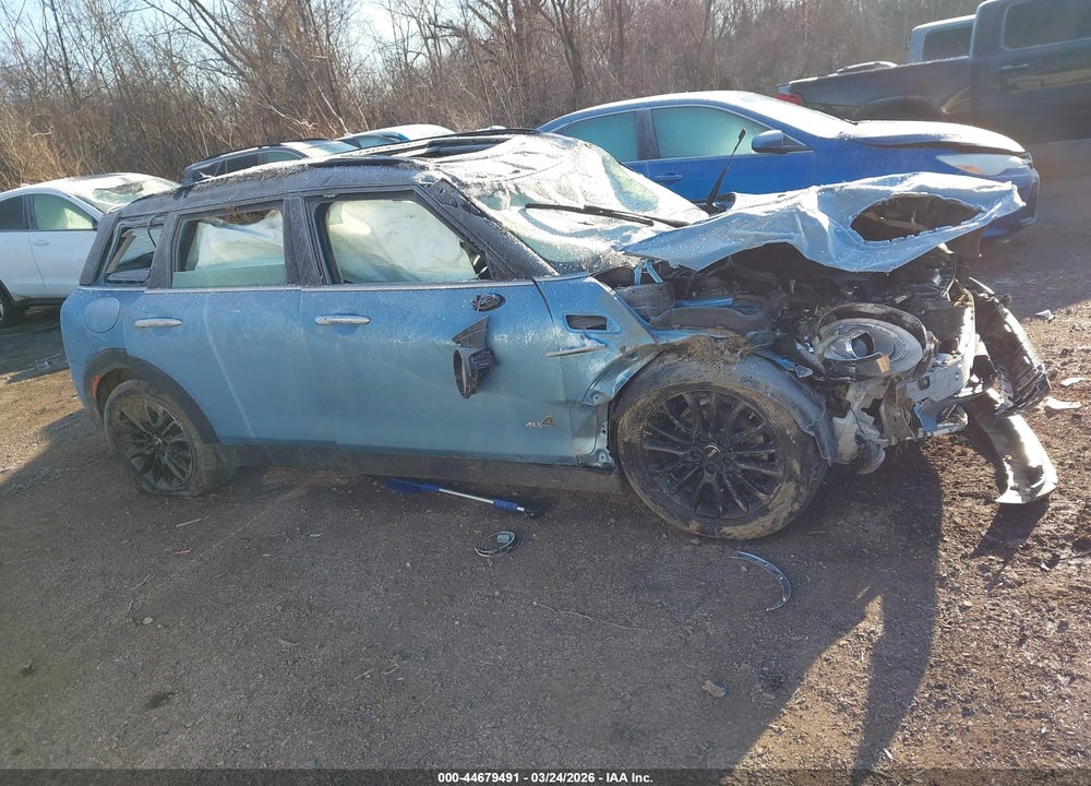 2017 MINI CLUBMAN COOPER VIN: WMWLU1C50H2F26840