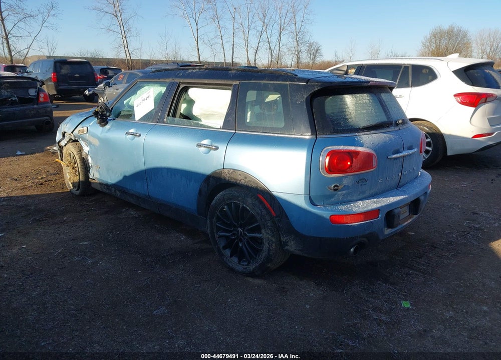 2017 MINI CLUBMAN COOPER VIN: WMWLU1C50H2F26840