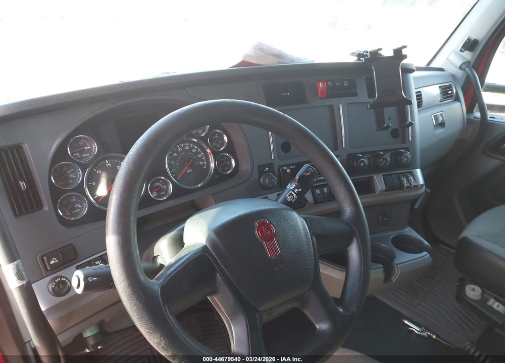 2021 KENWORTH T680 VIN: 1XKYD49X9MJ458199