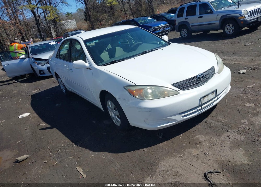 2003 TOYOTA CAMRY LE VIN: 4T1BE32K03U207734