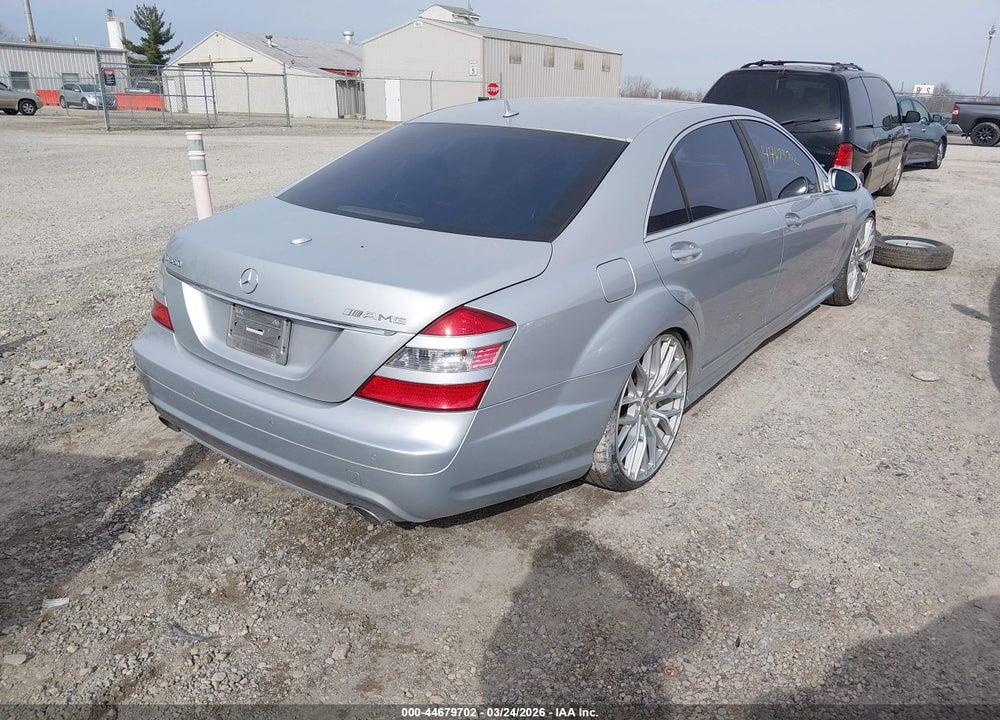 2007 MERCEDES-BENZ S 550 VIN: WDDNG71X37A029427