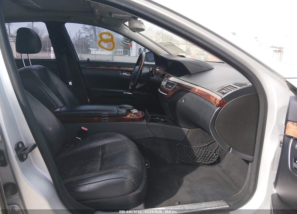 2007 MERCEDES-BENZ S 550 VIN: WDDNG71X37A029427