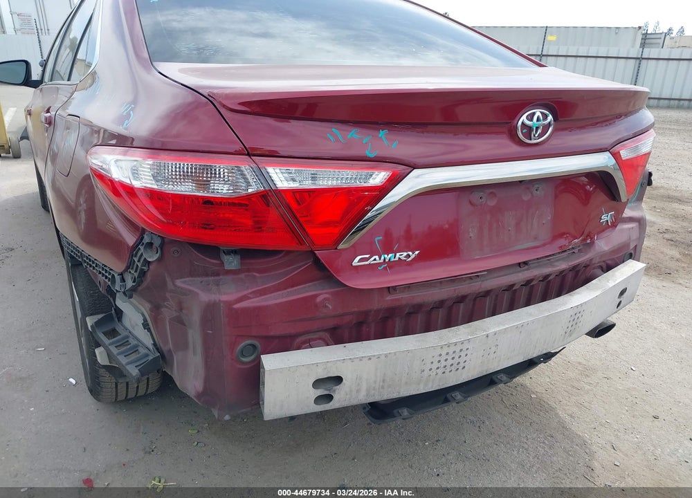 2016 TOYOTA CAMRY SE VIN: 4T1BF1FK9GU582913
