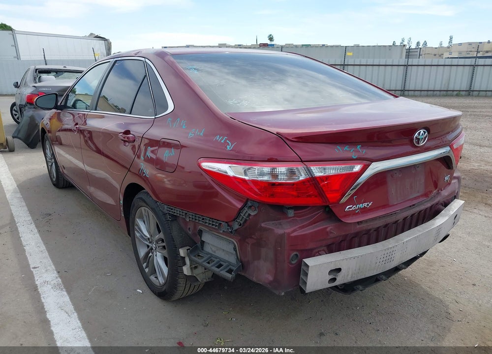 2016 TOYOTA CAMRY SE VIN: 4T1BF1FK9GU582913