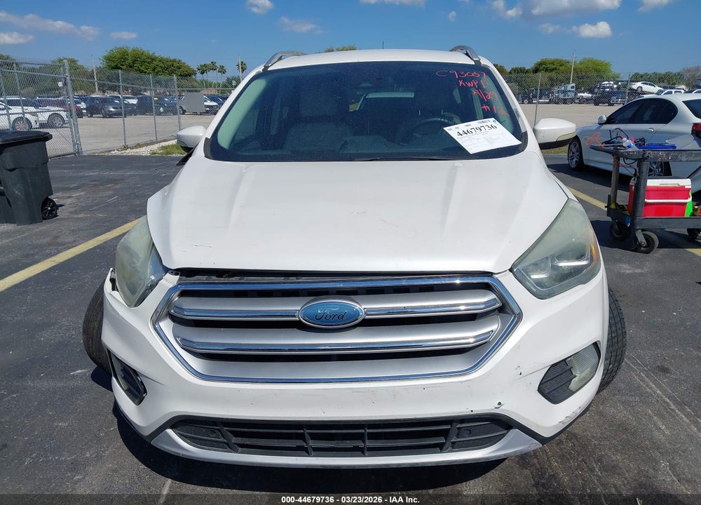 2017 FORD ESCAPE TITANIUM VIN: 1FMCU0J92HUC93057