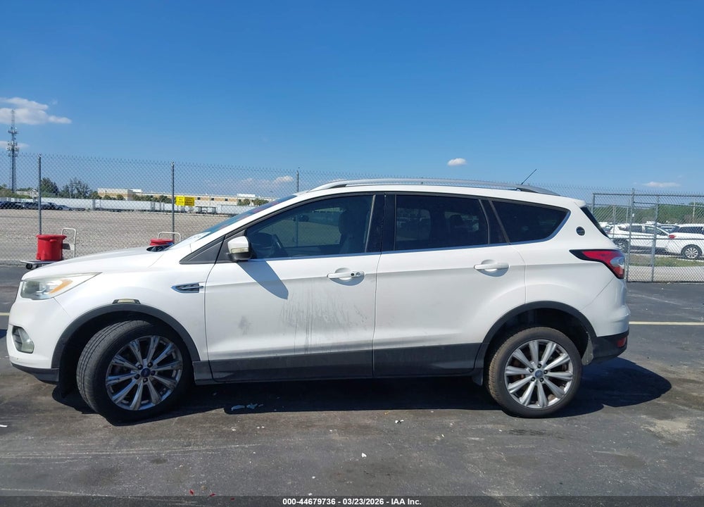 2017 FORD ESCAPE TITANIUM VIN: 1FMCU0J92HUC93057