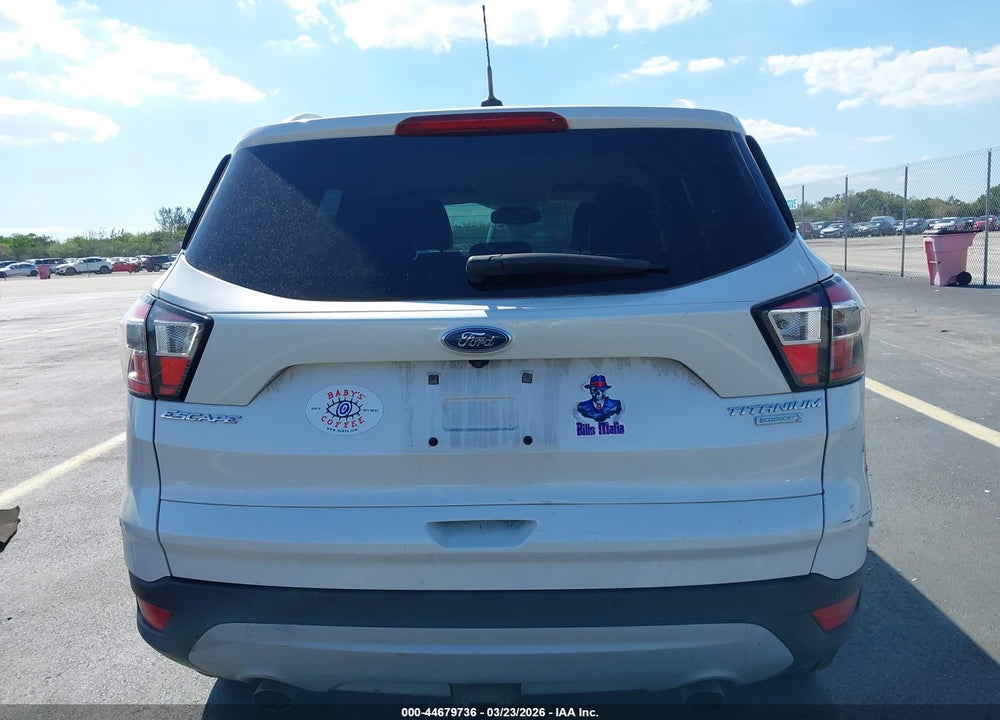 2017 FORD ESCAPE TITANIUM VIN: 1FMCU0J92HUC93057