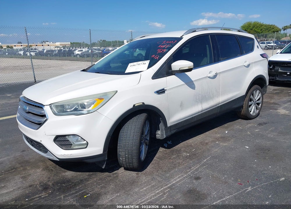 2017 FORD ESCAPE TITANIUM VIN: 1FMCU0J92HUC93057