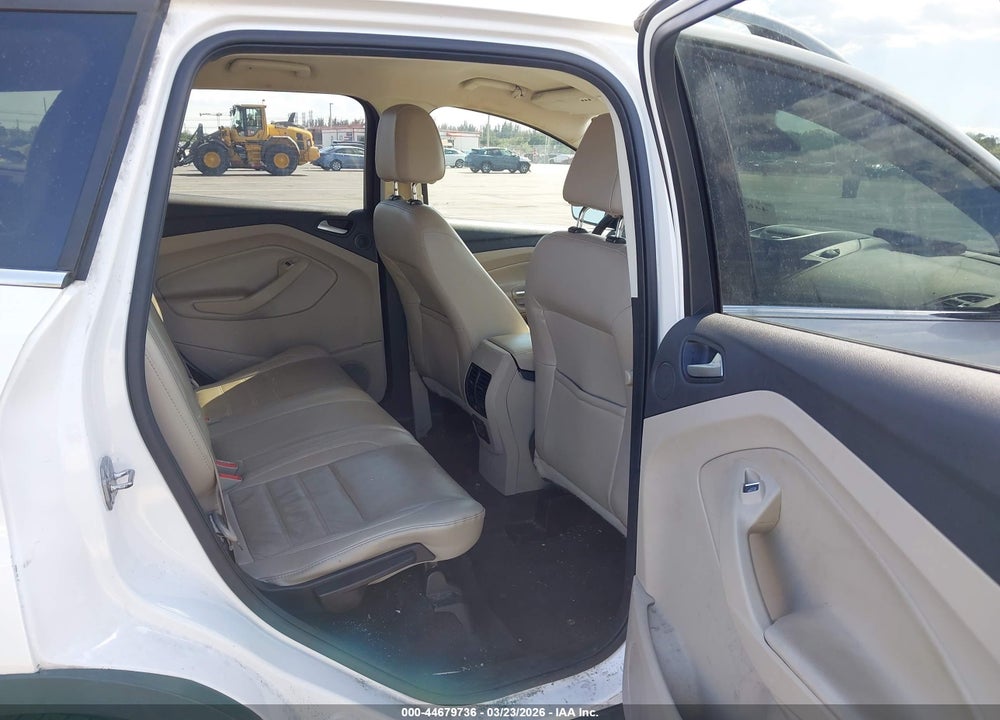 2017 FORD ESCAPE TITANIUM VIN: 1FMCU0J92HUC93057