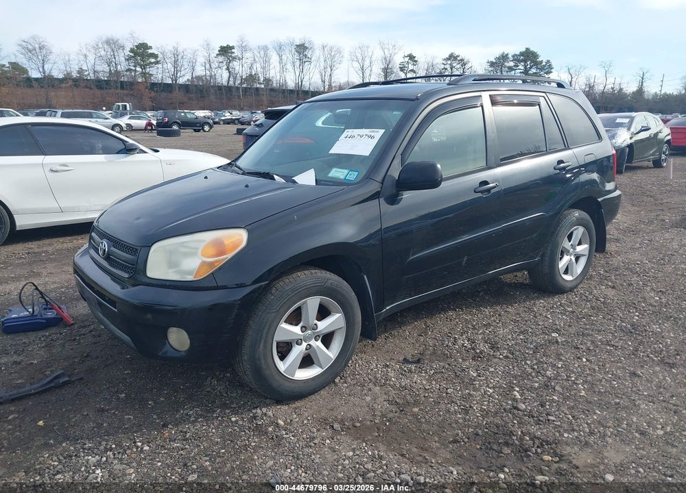 2005 TOYOTA RAV4 VIN: JTEHD20V356033749
