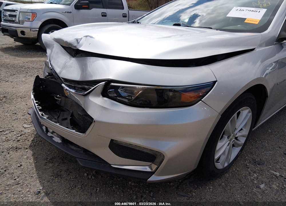 2018 CHEVROLET MALIBU LT VIN: 1G1ZD5ST1JF157138