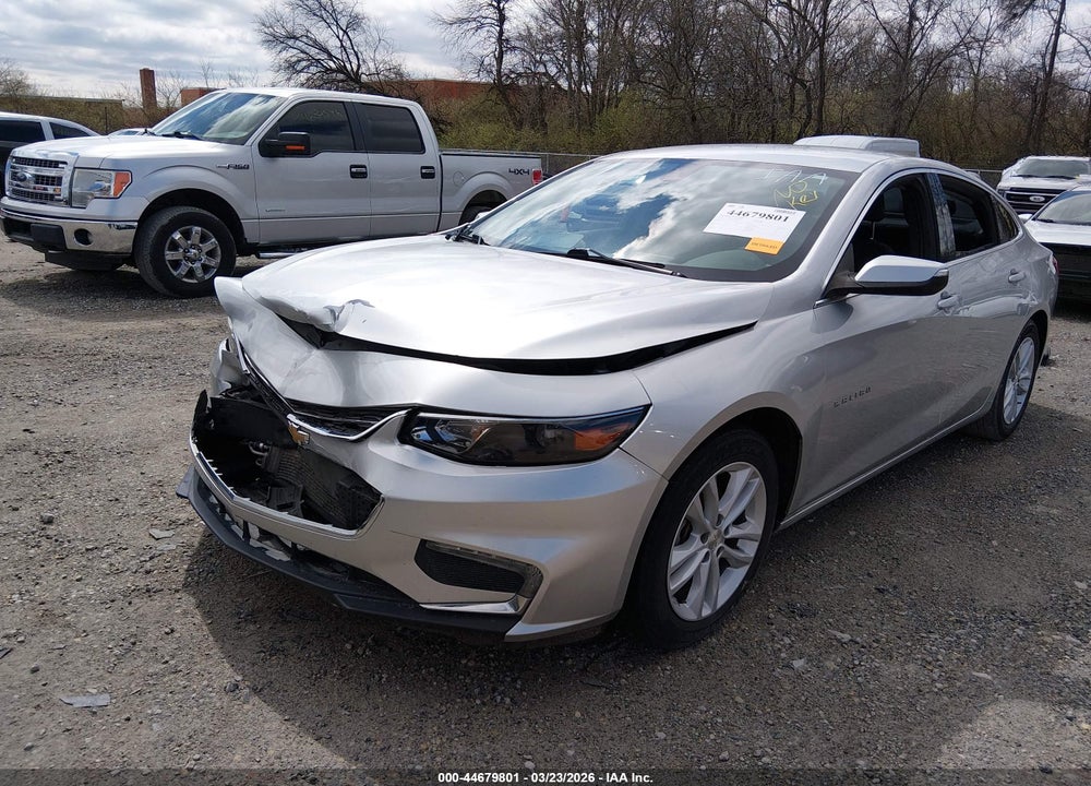 2018 CHEVROLET MALIBU LT VIN: 1G1ZD5ST1JF157138
