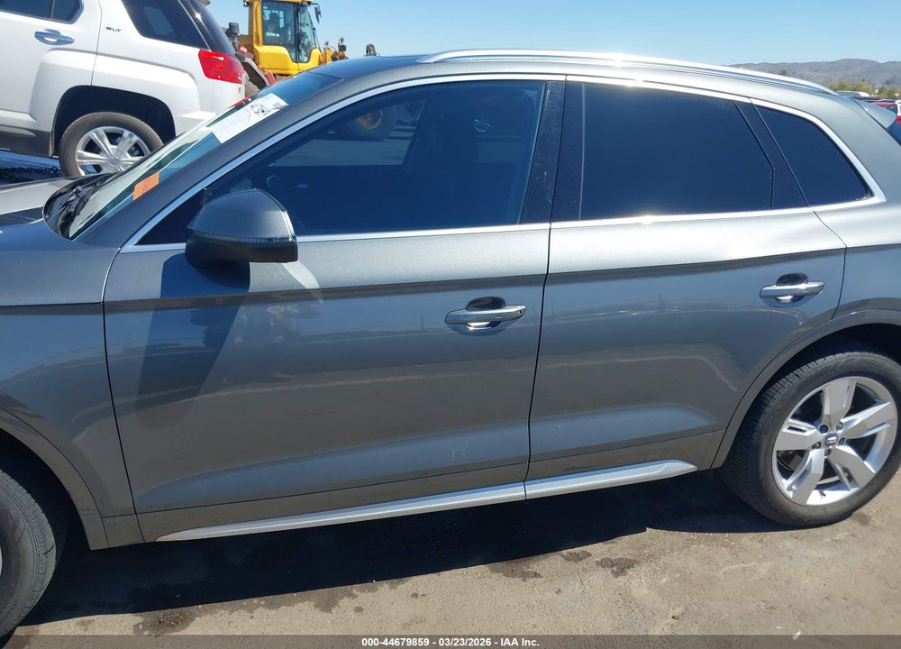 2018 AUDI Q5 2.0T PREMIUM/2.0T TECH PREMIUM VIN: WA1BNAFY3J2034530