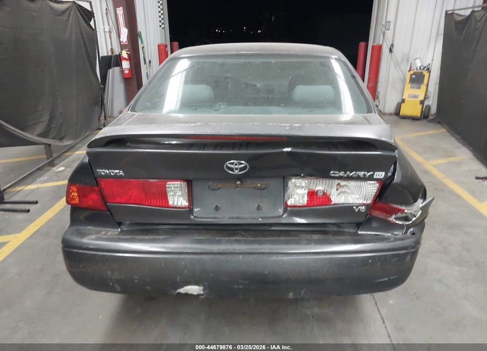 2000 TOYOTA CAMRY XLE V6 VIN: JT2BF28K3Y0288139